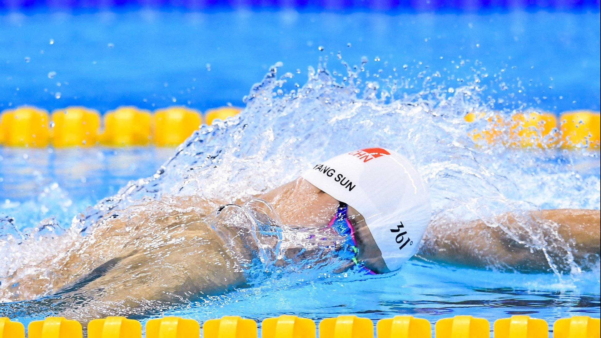 _业余爱好者疯狂热爱:全民网球运动趋势正式开启_,全名网球